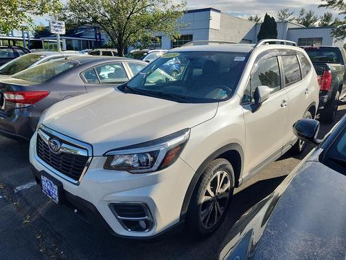 Crystal White Pearl 2019 Subaru Forester Limited