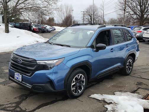 2025 Subaru Forester Base