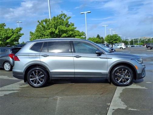2022 Volkswagen Tiguan 2.0T SE 4MOTION