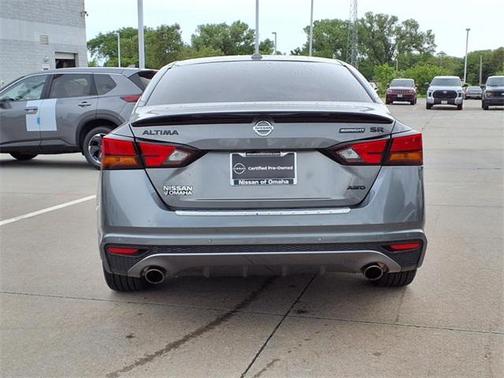 2022 Nissan Altima SR Intelligent AWD
