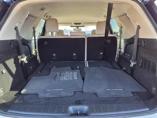 2022 Nissan Pathfinder SL 4WD