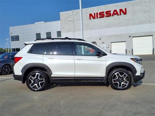 2022 Honda Passport AWD Elite