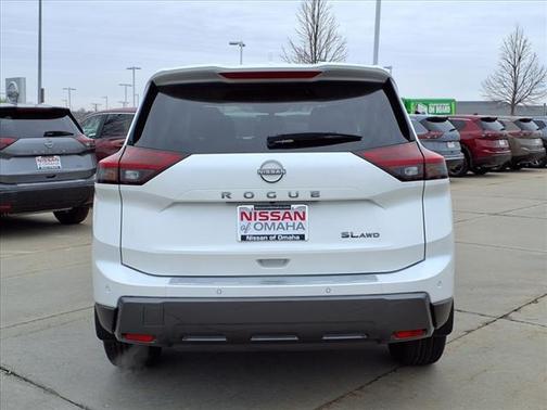 2025 Nissan Rogue SL