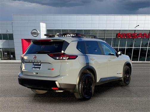 2025 Nissan Rogue Rock Creek