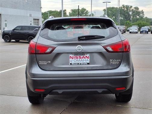 2018 Nissan Rogue Sport SV