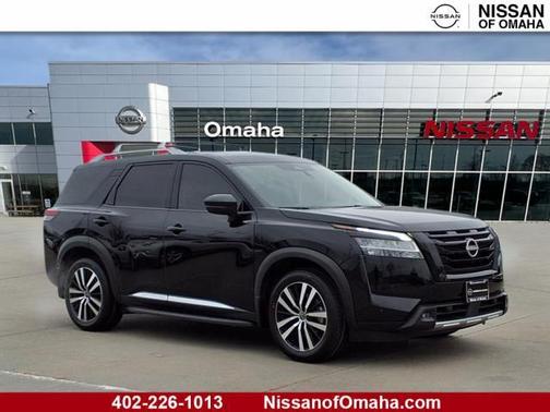 2023 Nissan Pathfinder Platinum 4WD