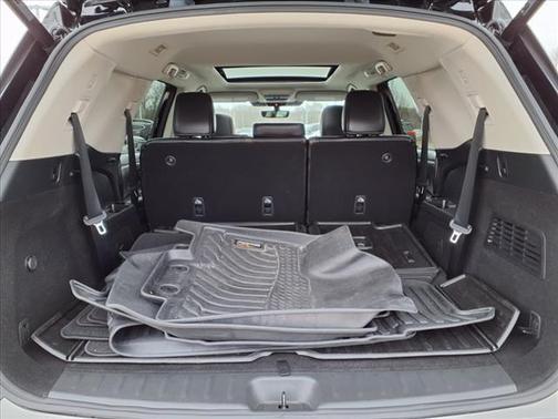 2023 Nissan Pathfinder Platinum 4WD
