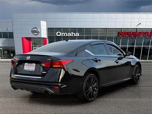 2021 Nissan Altima 2.5 SR