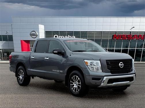 2020 Nissan Titan SV