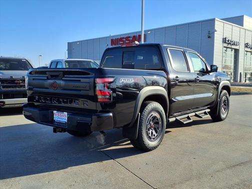 2025 Nissan Frontier PRO-4X