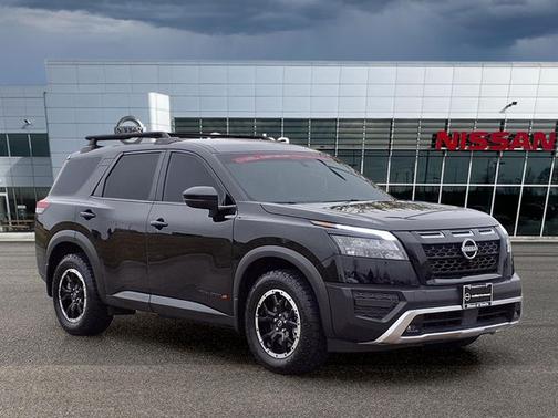 Black 2025 Nissan Pathfinder Rock Creek