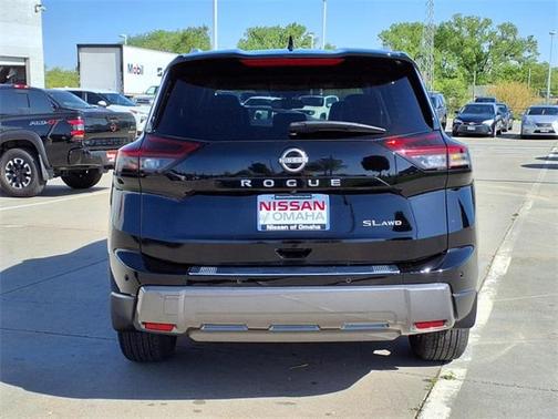 2024 Nissan Rogue SL