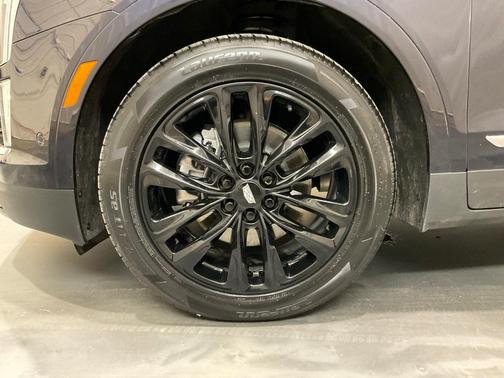 2021 Cadillac XT5 Sport