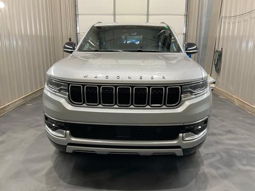 2023 Jeep Wagoneer Series II