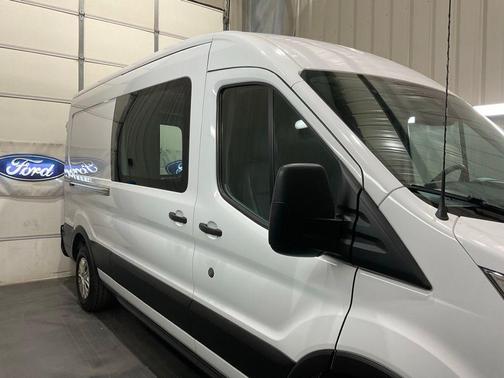 Oxford White 2019 Ford Transit-250 148 WB Medium Roof Cargo