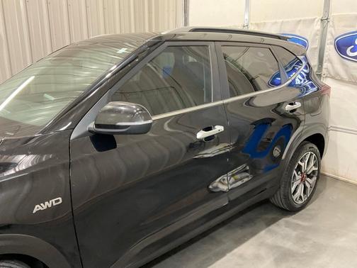 2021 Kia Seltos SX