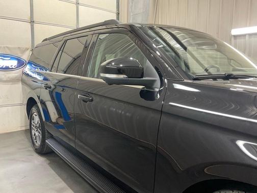 Black Metallic 2025 Ford Expedition Max Active