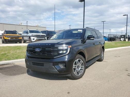 Black Metallic 2025 Ford Expedition Max Active