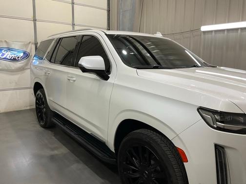 2022 Cadillac Escalade Premium Luxury