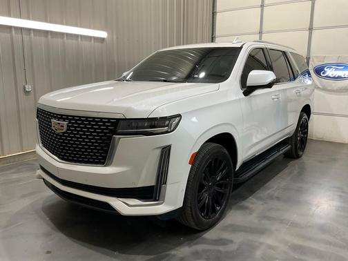 2022 Cadillac Escalade Premium Luxury