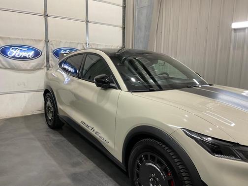 2025 Ford Mustang Mach-E GT