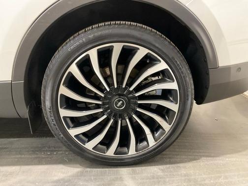 2021 Lincoln Nautilus Black Label