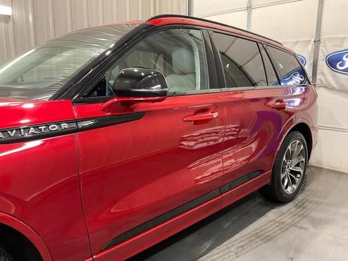 2025 Lincoln Aviator Premiere