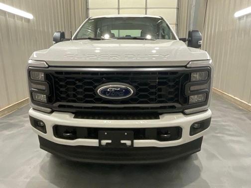 Oxford White 2026 Ford F-250 XL