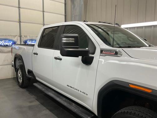 2023 GMC Sierra 2500 Pro