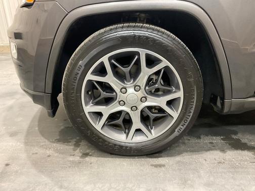 2019 Jeep Grand Cherokee Overland