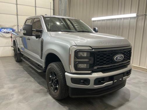 2024 Ford F-250 STX