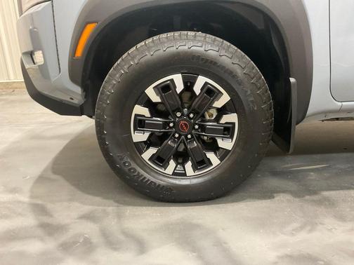 Boulder Gray Metallic 2024 Nissan Frontier PRO-4X