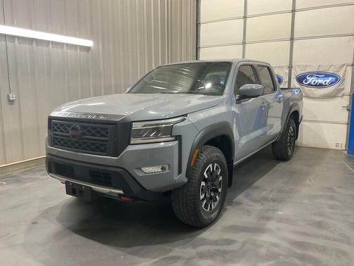 Boulder Gray Metallic 2024 Nissan Frontier PRO-4X
