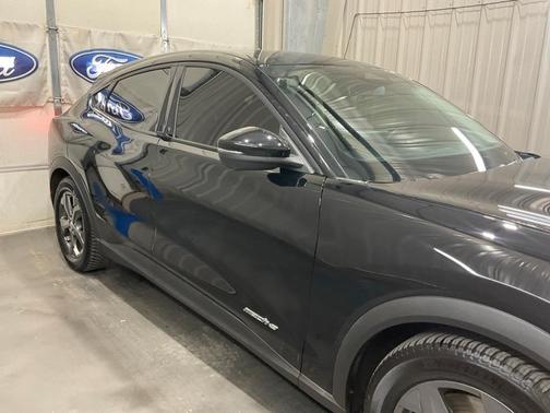 2021 Ford Mustang Mach-E Select