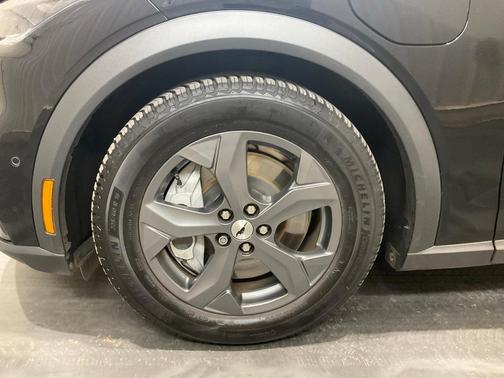 2021 Ford Mustang Mach-E Select