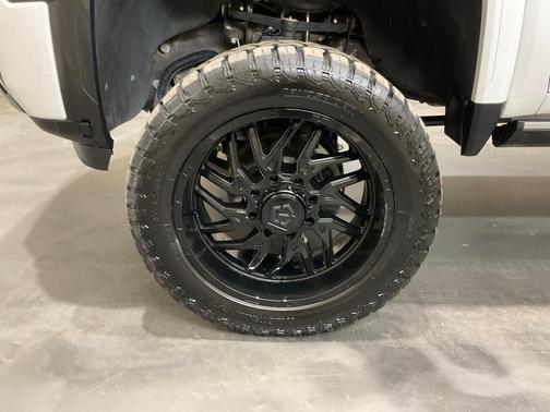 2024 GMC Sierra 2500 Denali Ultimate