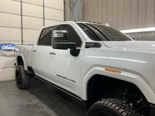 2024 GMC Sierra 2500 Denali Ultimate
