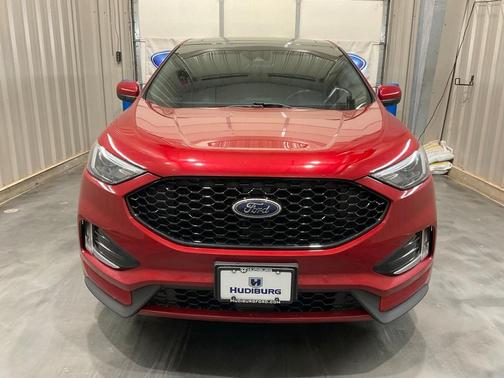 2021 Ford Edge ST Line