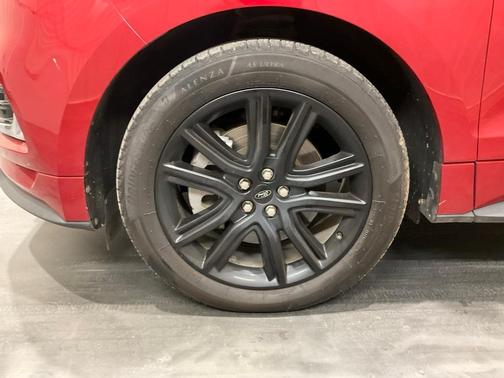 2021 Ford Edge ST Line