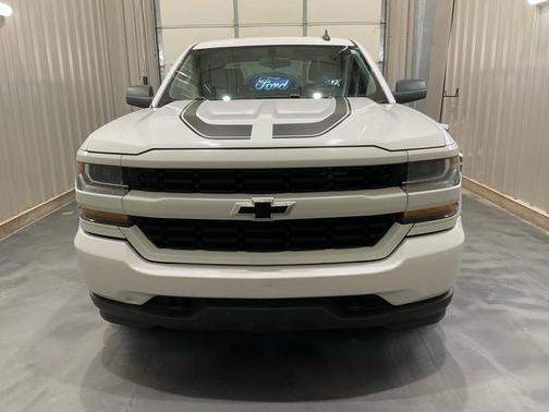 2018 Chevrolet Silverado 1500 Custom