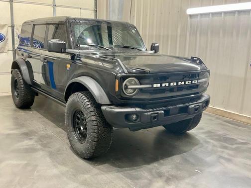 Shadow Black 2026 Ford Bronco Badlands