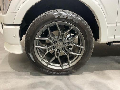 White Metallic 2023 Ford F-150 Limited