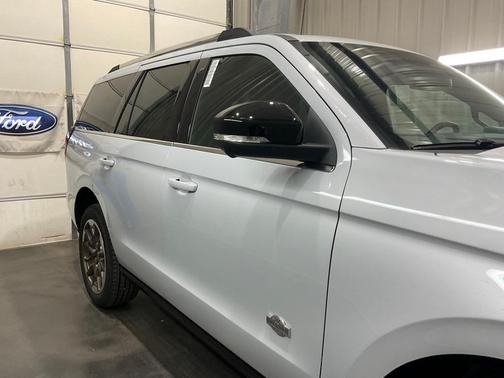 2025 Ford Expedition King Ranch