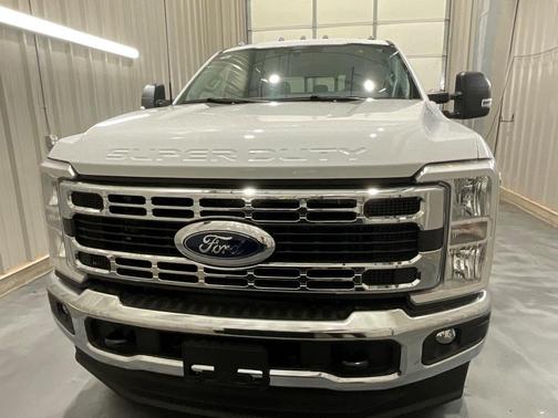 2026 Ford F-350 XLT DRW