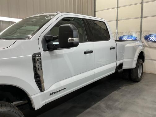 2026 Ford F-350 XLT DRW