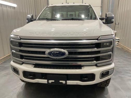 2026 Ford F-250 Platinum