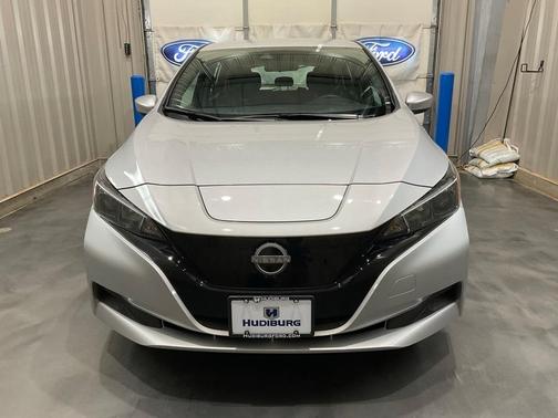 2024 Nissan Leaf S