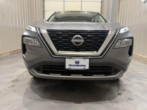 Gun Metallic 2023 Nissan Rogue SL