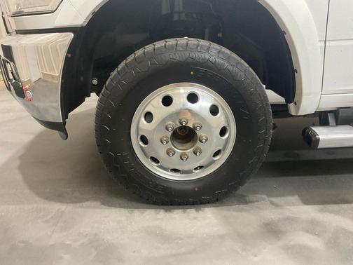 Bright White Clearcoat 2018 RAM 3500 Laramie