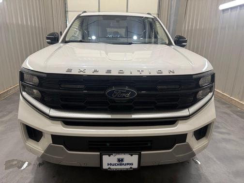 White Metallic 2025 Ford Expedition Max Platinum